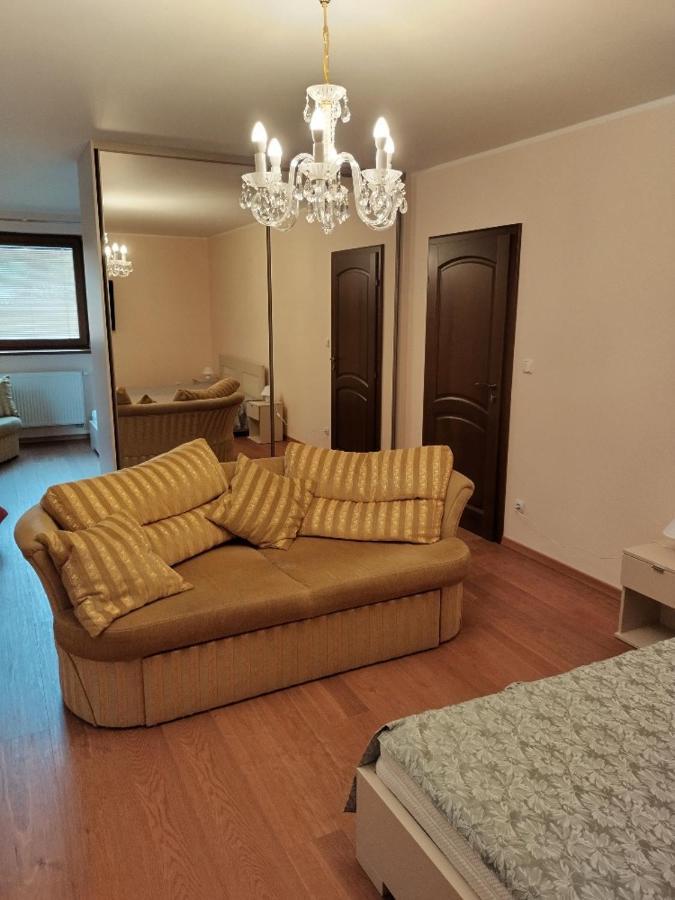 Pozlovice225 Homestay *